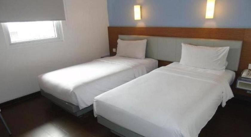 Amaris Hotel La Codefin Kemang Dżakarta Zewnętrze zdjęcie